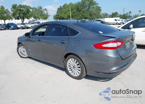 2013 Ford Fusion Energi Se Luxury z USA, uszkodzony, nr VIN 3FA6P0PUXDR308867